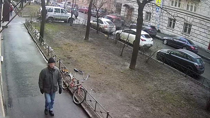 Онлайн веб-камера в Певческом переулке, дом 5, Санкт-Петербург (Санкт-Петербург, Россия)